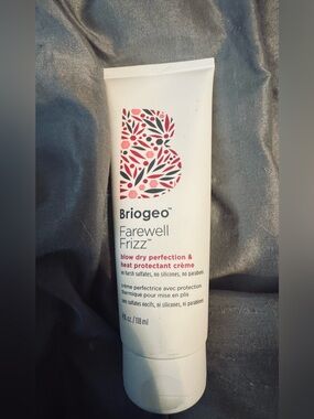 Briogeo Farewell Frizz Blow Dry Heat Protectant Crème